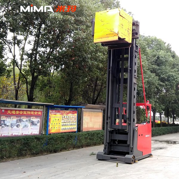 湖南榮洲機械設備有限公司,移動式升降平臺價格,湖南升降貨梯,塑料托盤批發(fā),固定式升降平臺,曲臂式升降平臺,汽車尾板,全電動叉車 湖南榮洲機械設備有限公司,移動式升降平臺價格,湖南升降貨梯,塑料托盤批發(fā),固定式升降平臺,曲臂式升降平臺,汽車尾板,全電動叉車